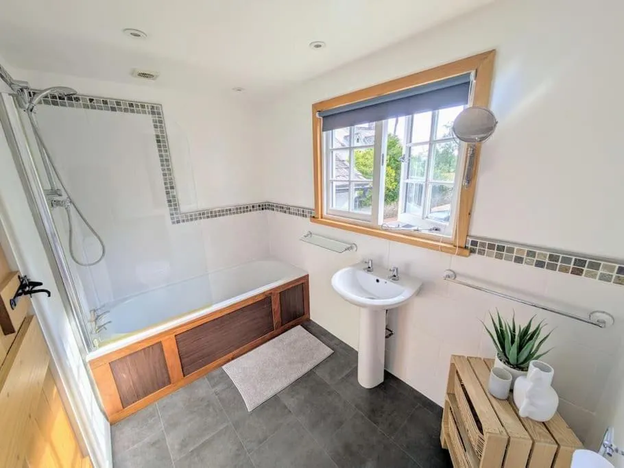 Image 2 of Charming Cornwall Cottage