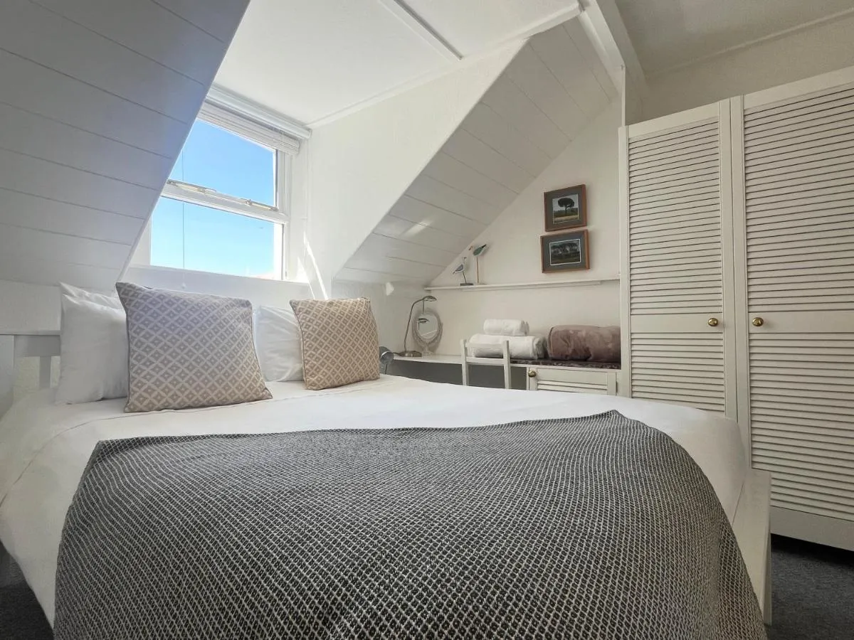 Image 1 of Charming Two-Bedroom Artist’s Residence in Central Penzance