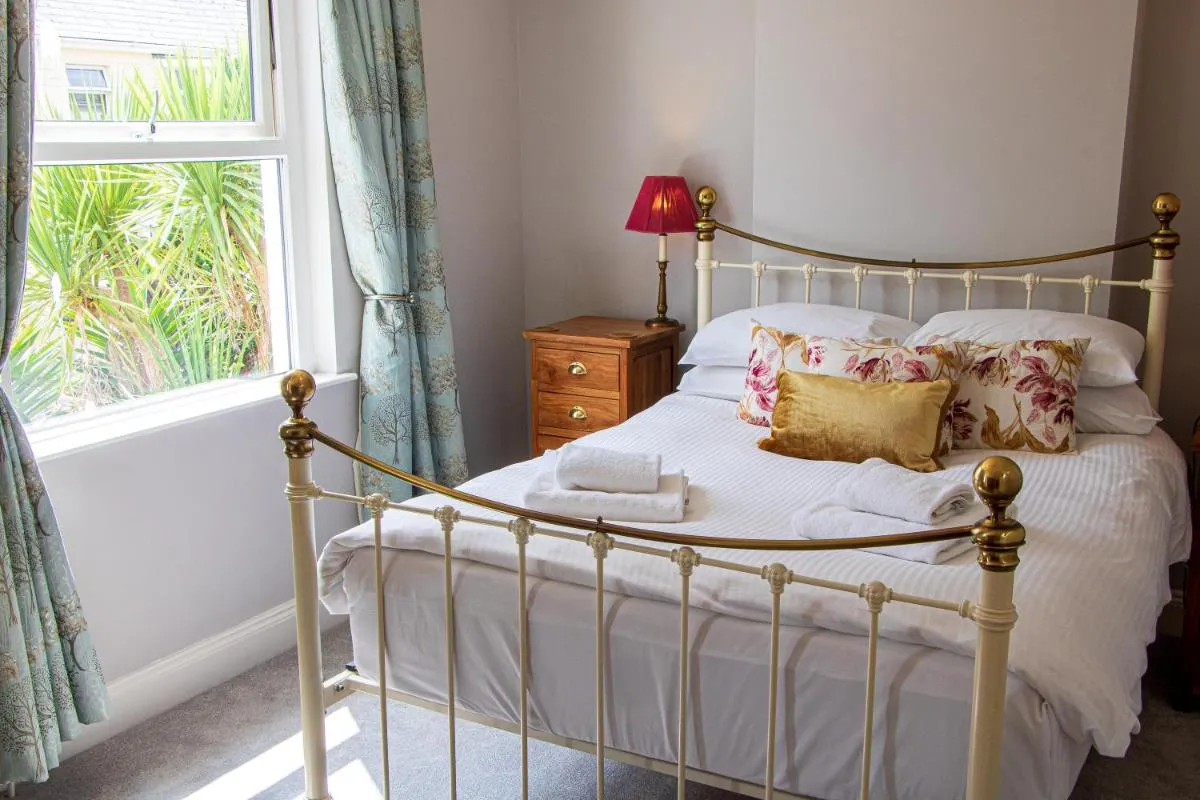 Image 1 of Clevedon House – Newquay – Beaches – Parking