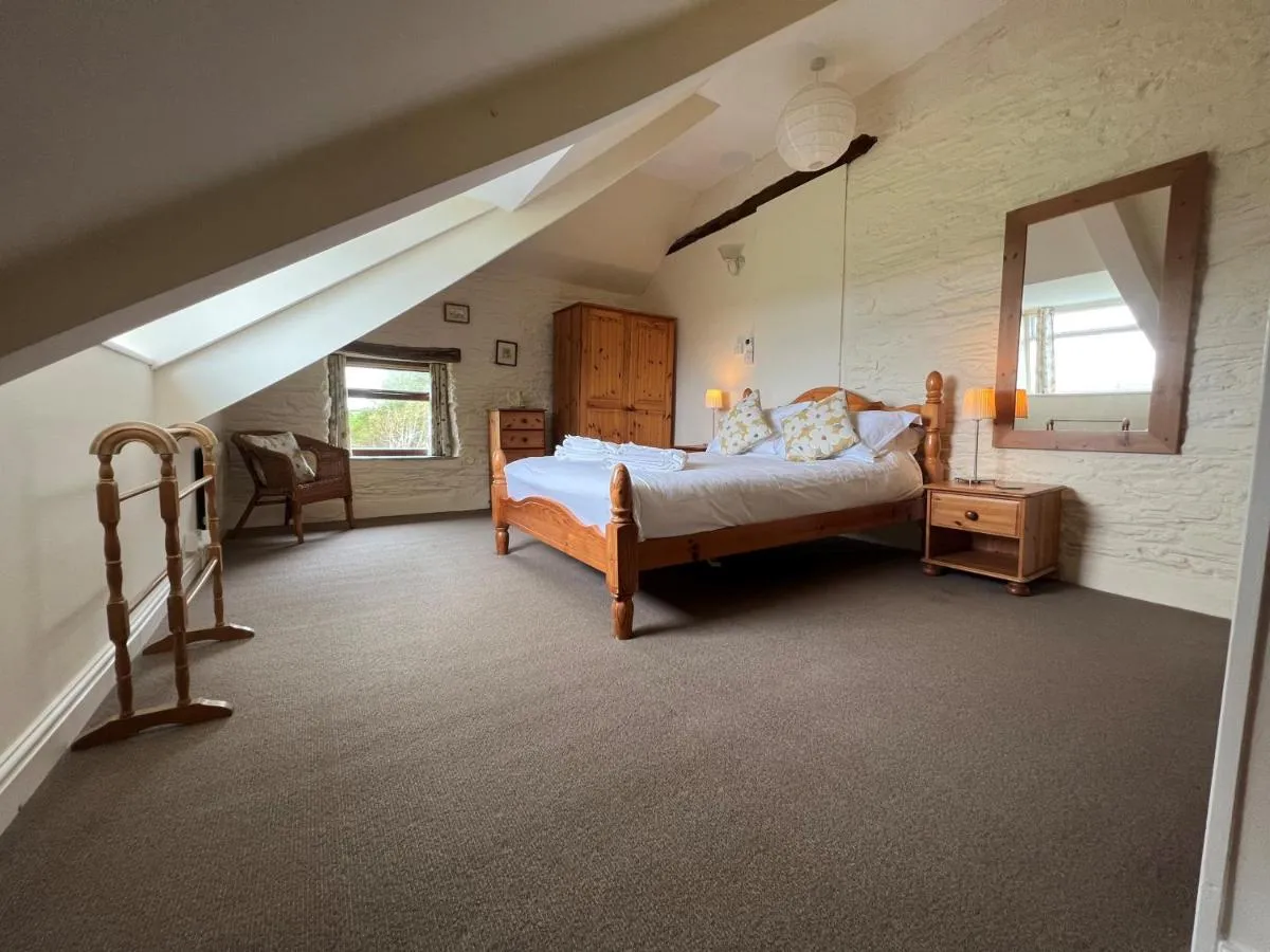 Image 5 of Courtyard Farm Cottages