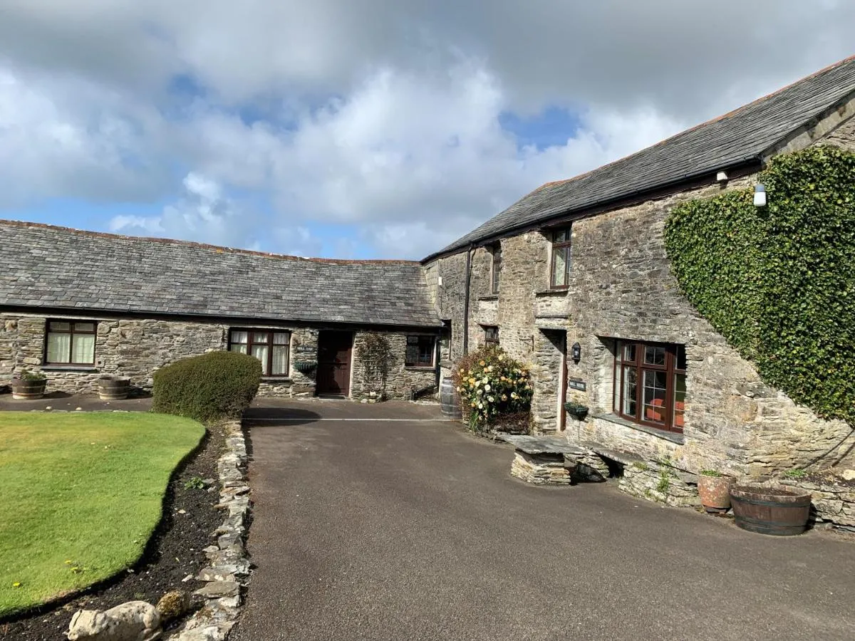 Image 4 of Courtyard Farm Cottages
