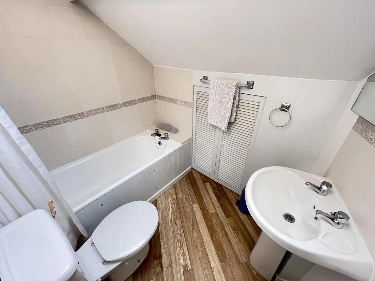 Image 2 of Crows Nest – panoramic views of St Ives harbour