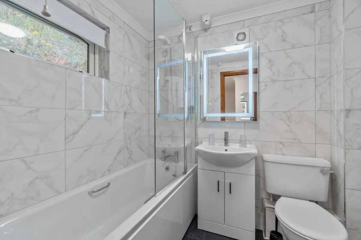 Image 2 of Crylla Valley Cottages – access to pool, gym, spa and more