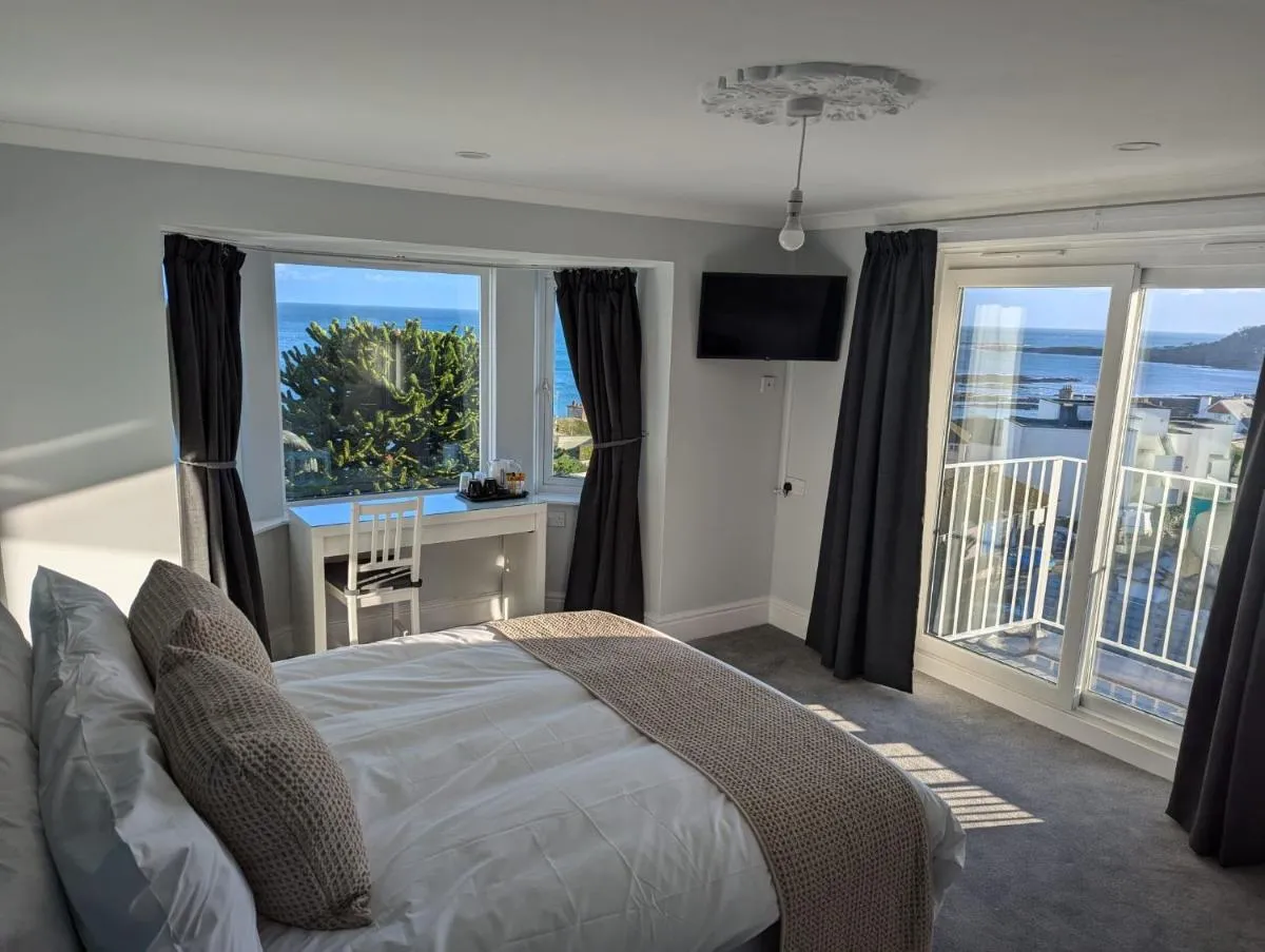 Image 6 of Fieldhead Hotel, Looe