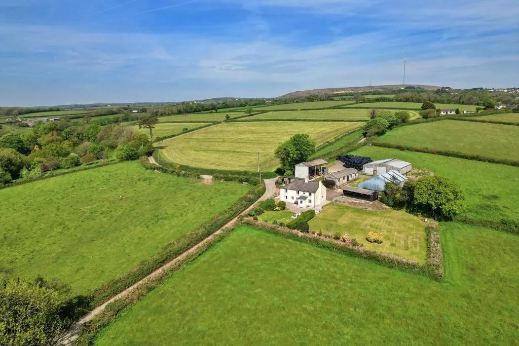 Image of Finest Retreats – Cutkieve Farm Cottage