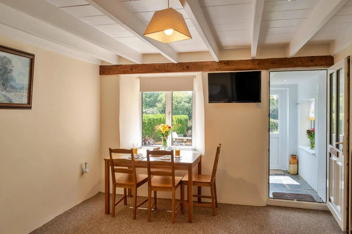 Image 4 of Finest Retreats – Cutkieve Farm Cottage