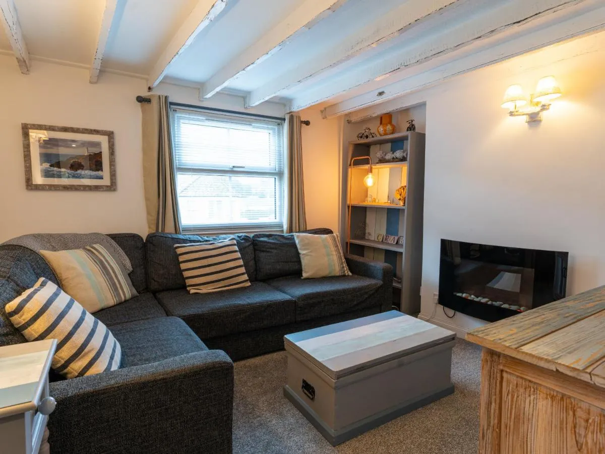 Image 4 of Finest Retreats – Old Harbour Cottage