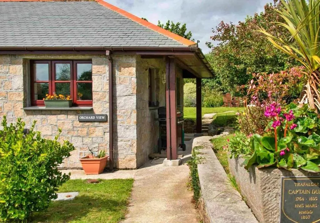 Image of Finest Retreats – Orchard View