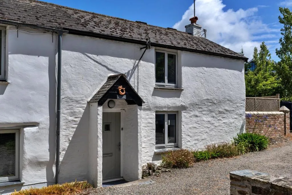 Image of Finest Retreats – Porth Cottage