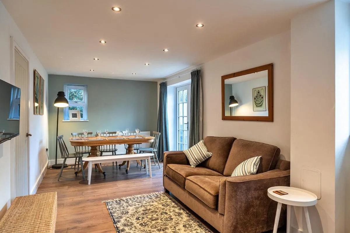 Image 4 of Finest Retreats – Teylu – Family home for 6 Adults and 3 children
