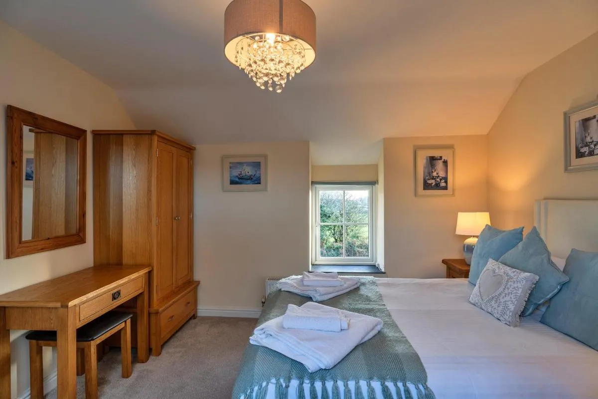 Image 1 of Finest Retreats – Trennal Barn