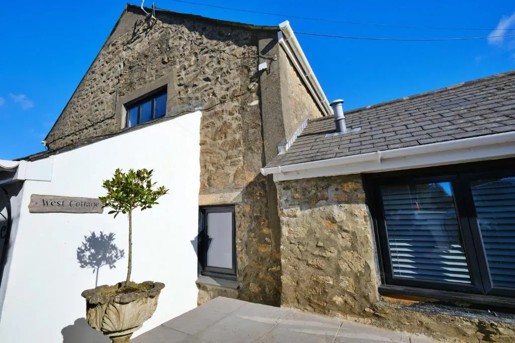 Image of Finest Retreats – West Cottage at Goldsithney