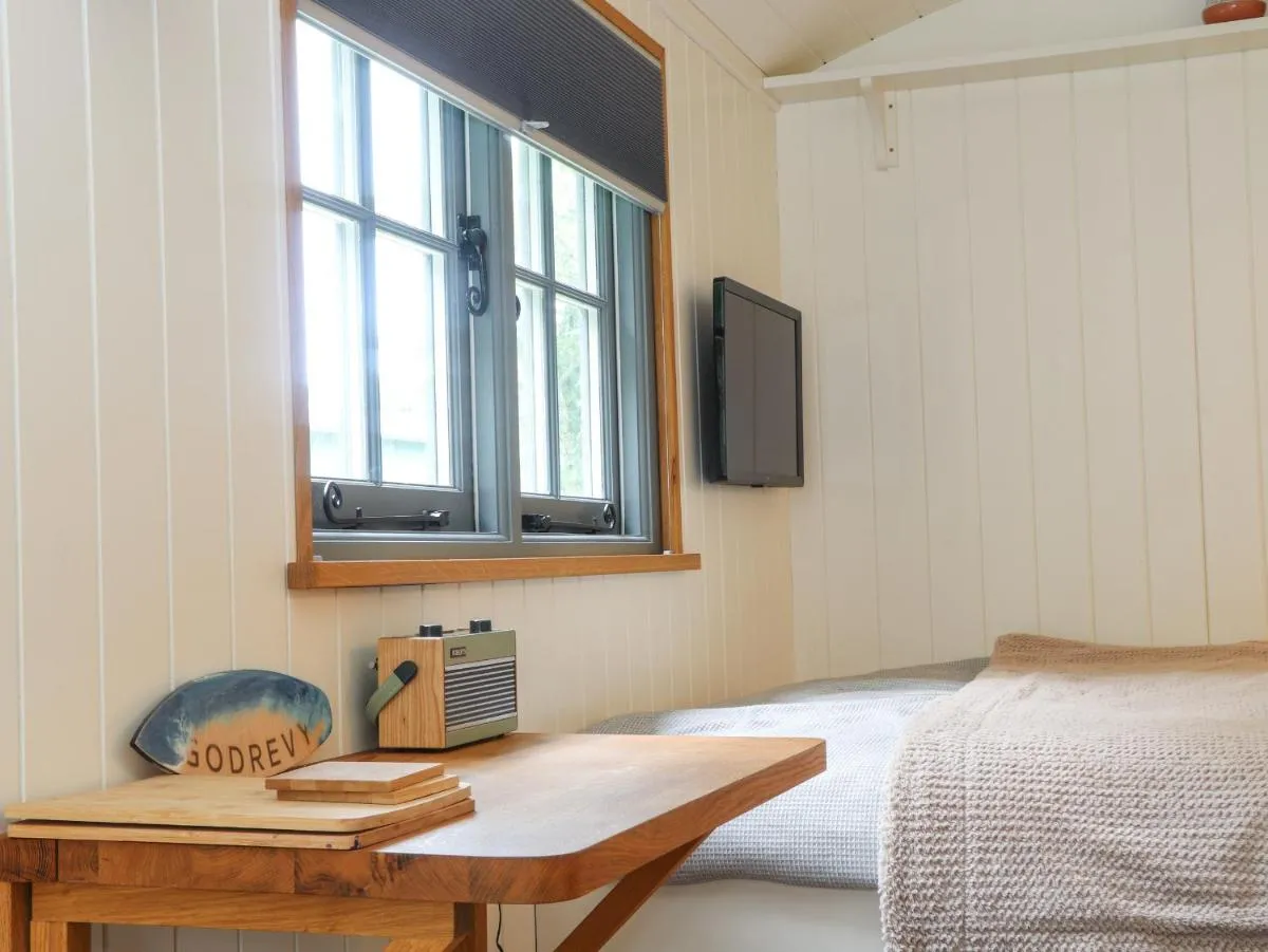 Image 3 of Godrevy Shepherds Hut