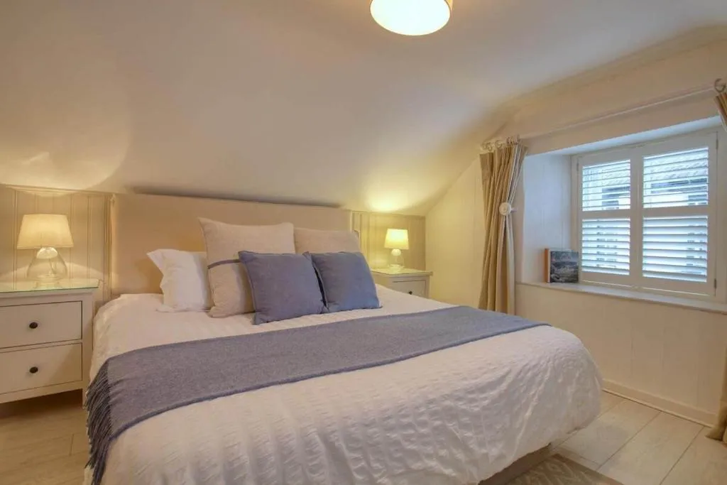 Image of Grade II Listed Cottage Gorran Haven Sea Views