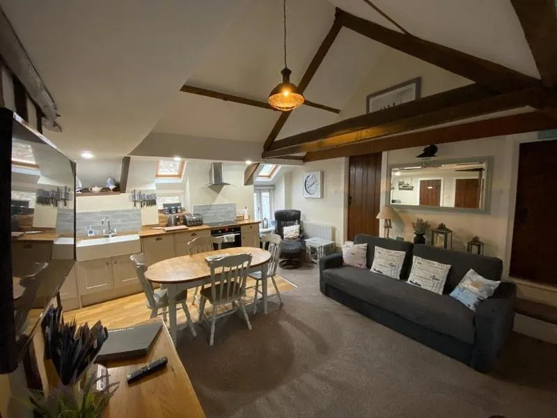 Image 2 of Guillemot Holiday Flat