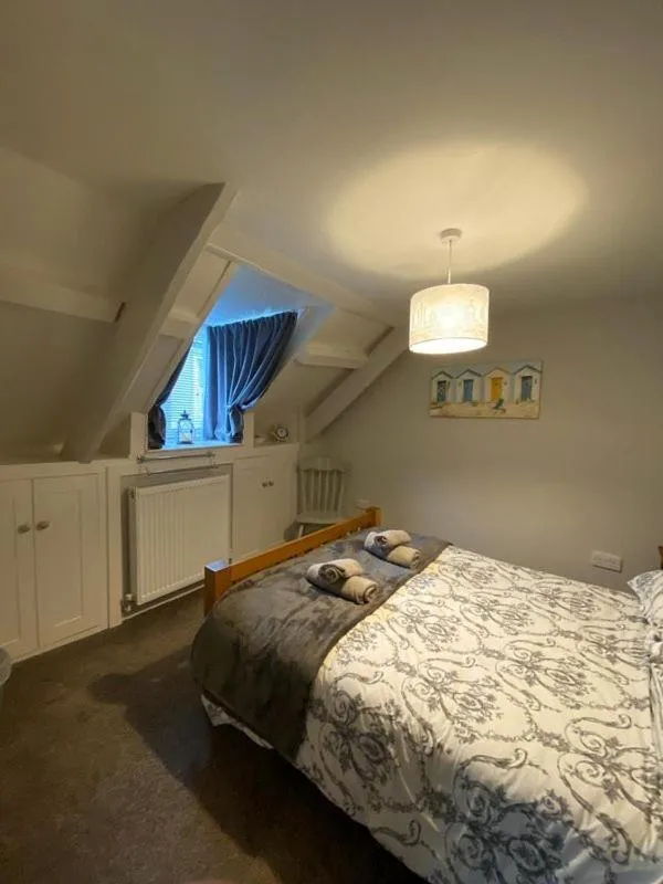Image 5 of Guillemot Holiday Flat