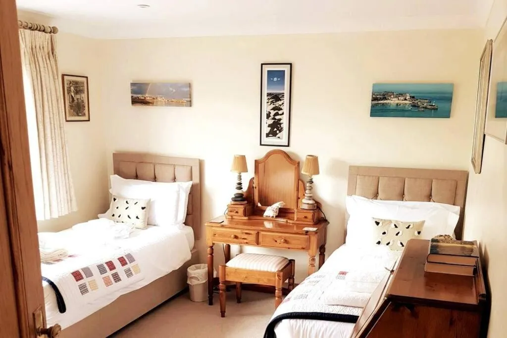 Image 6 of High quality detached house with parking St. Ives