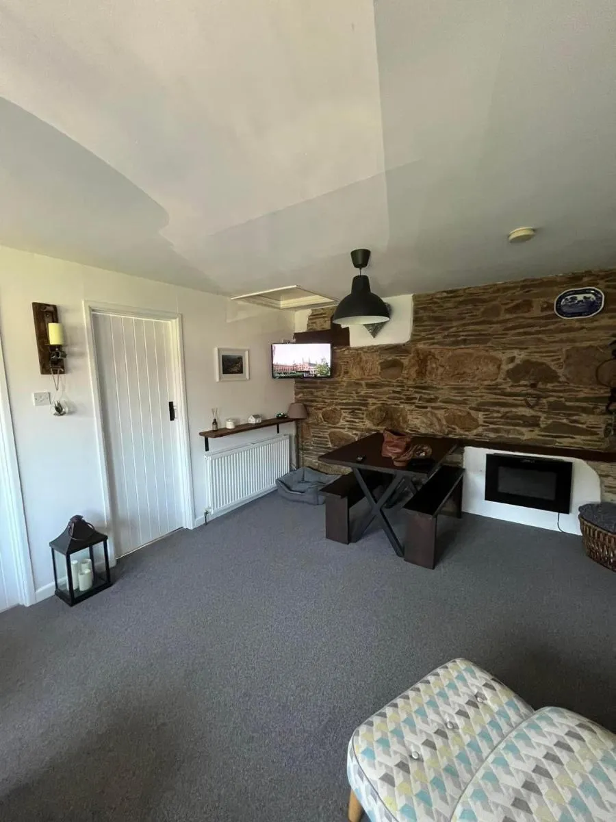 Image 4 of Horseshoe Cottage