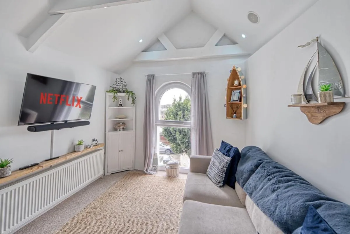 Image 3 of Host & Stay – Sail Loft