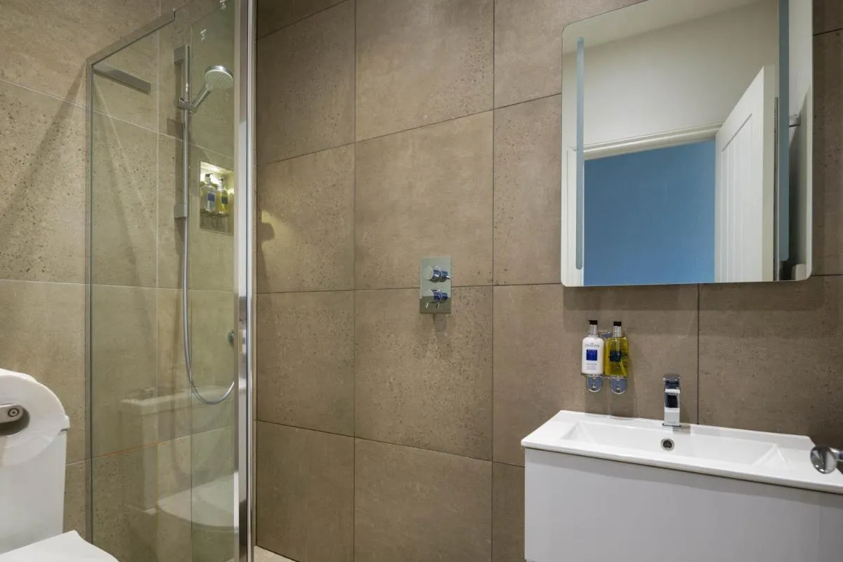 Image 1 of Housel Bay Hotel