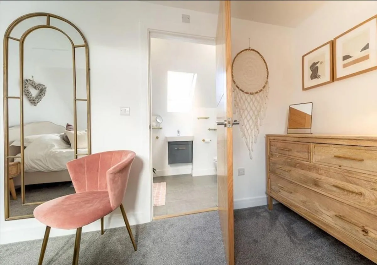 Image 2 of Huckleberry – Premium, Hot Tub, x2 Parking, Farm Shop Next door, Private Cornish Lane
