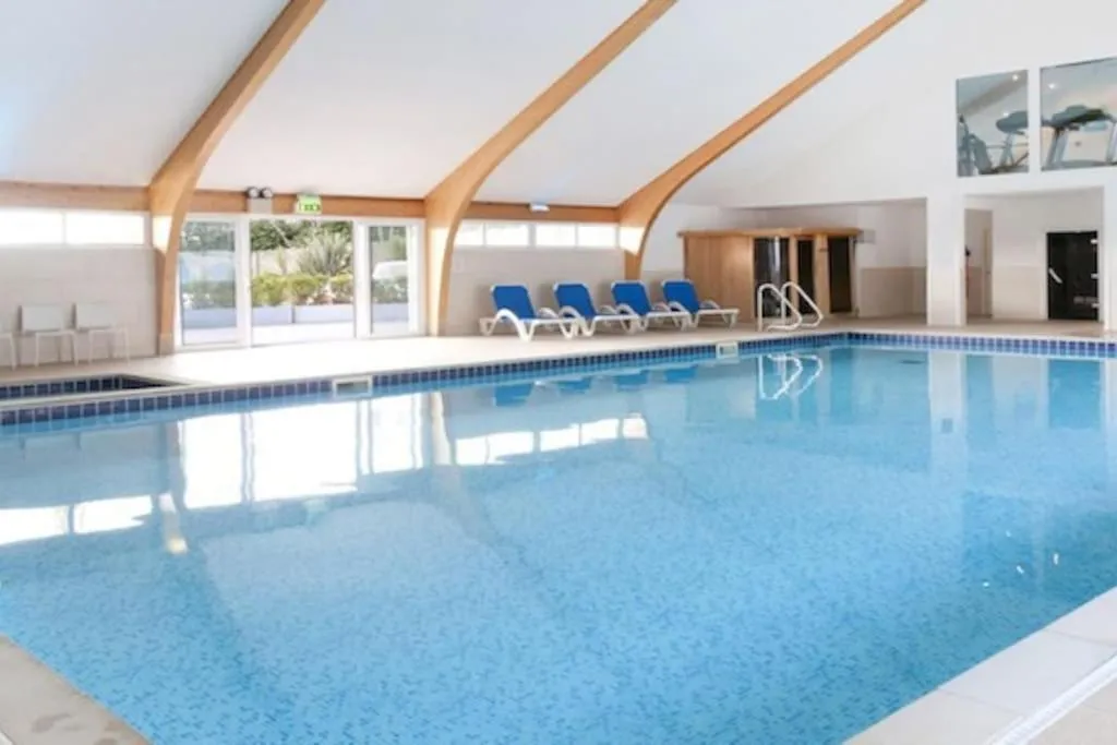 Image 3 of KingFisher Hot Tub & log Burner house on Premium lakeside with Resort Facilities