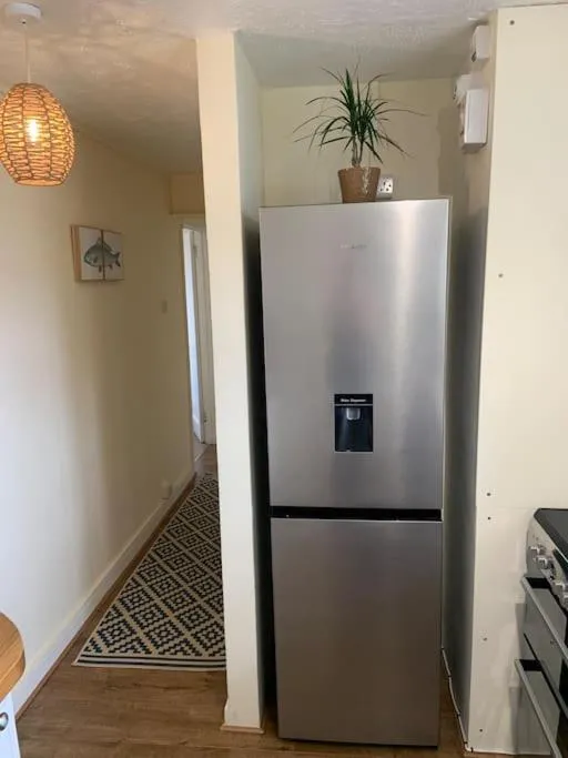 Image 4 of Large 3 bedroom flat in Sennen