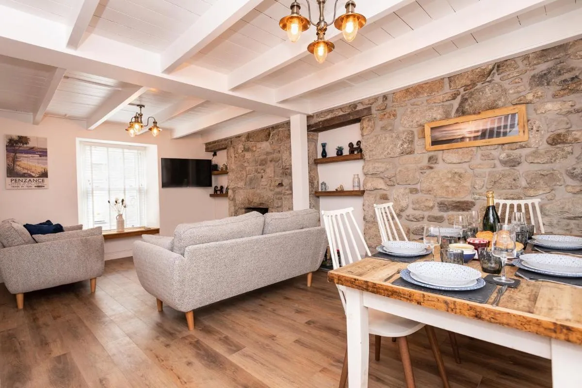 Image 4 of Lilsen Cottage by The Sea