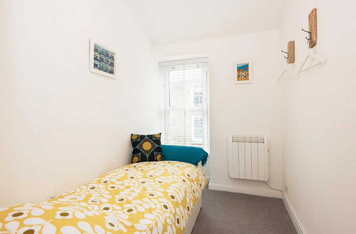 Image 1 of Lilsen Cottage by The Sea