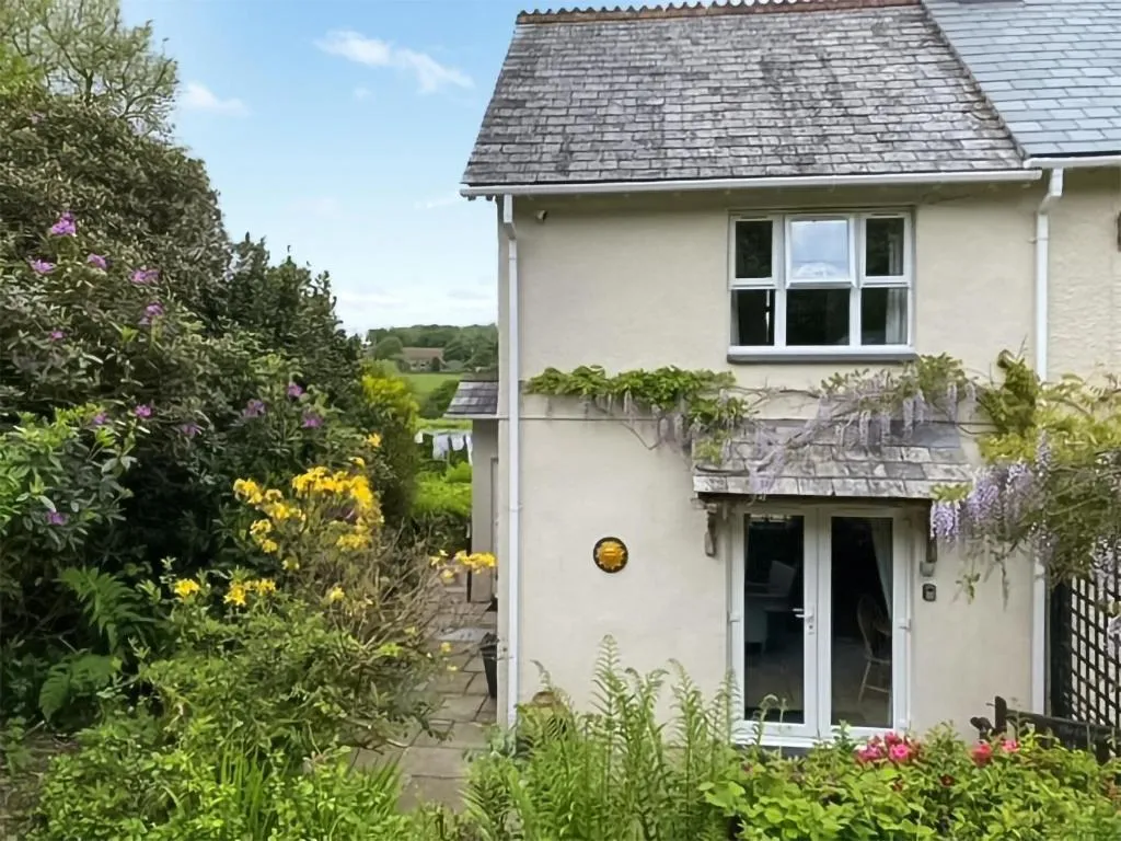 Image of Lower Axford Cottage