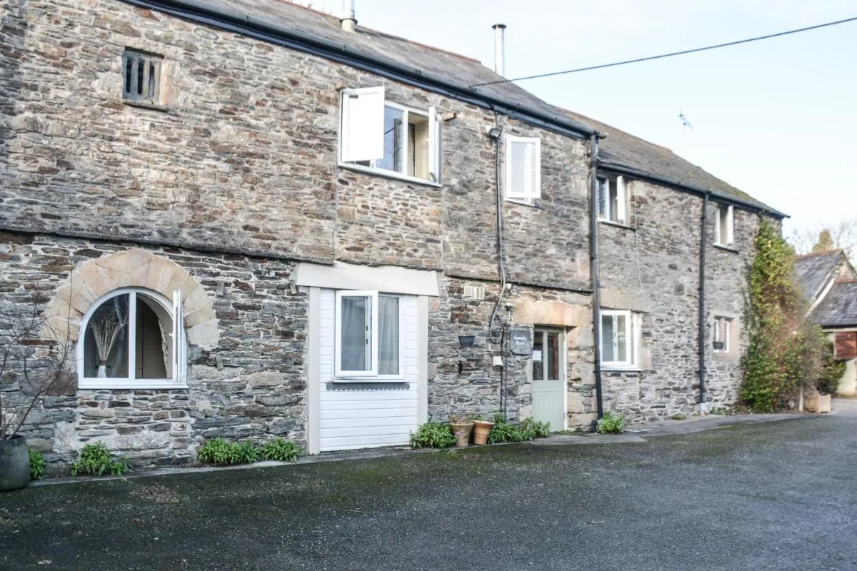Image 2 of Lower Trengale Farm Holiday Cottages