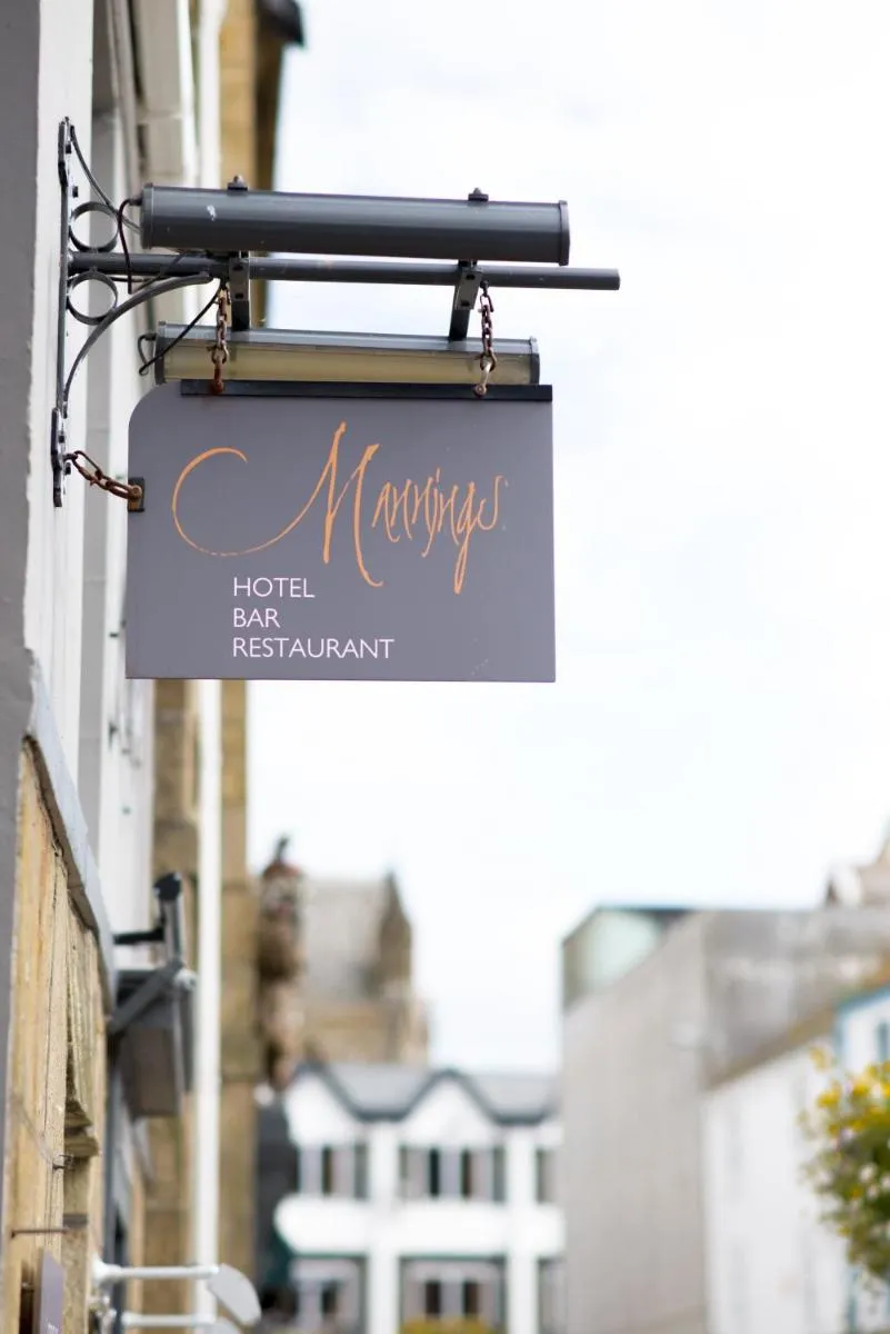 Image 3 of Mannings Hotel