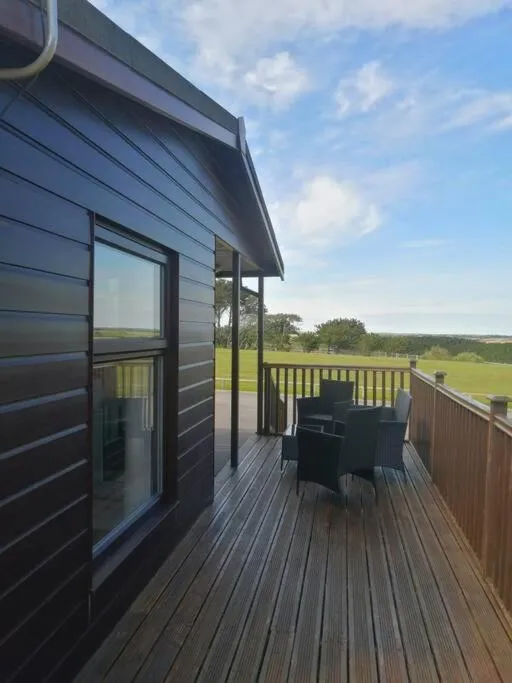 Image 5 of Marios Lodge