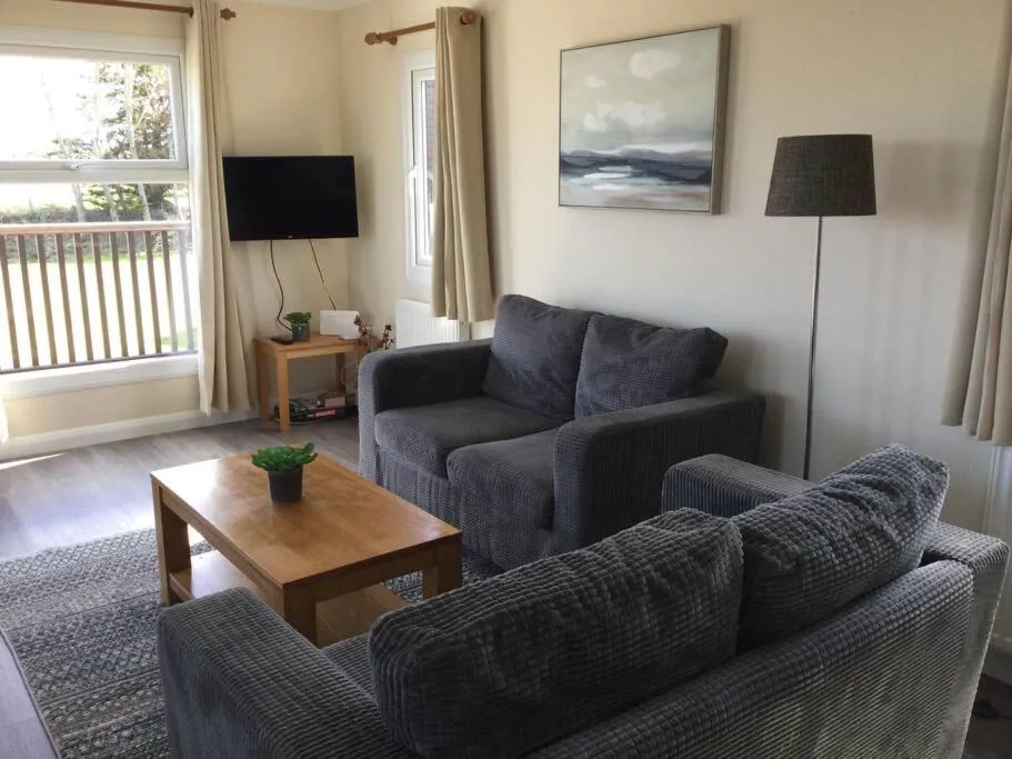 Image 4 of Marios Lodge