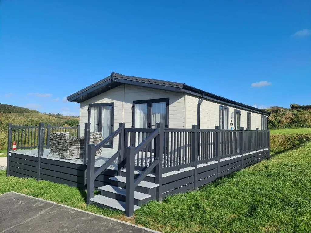 Image of Mawgan Pads Mawgan Porth