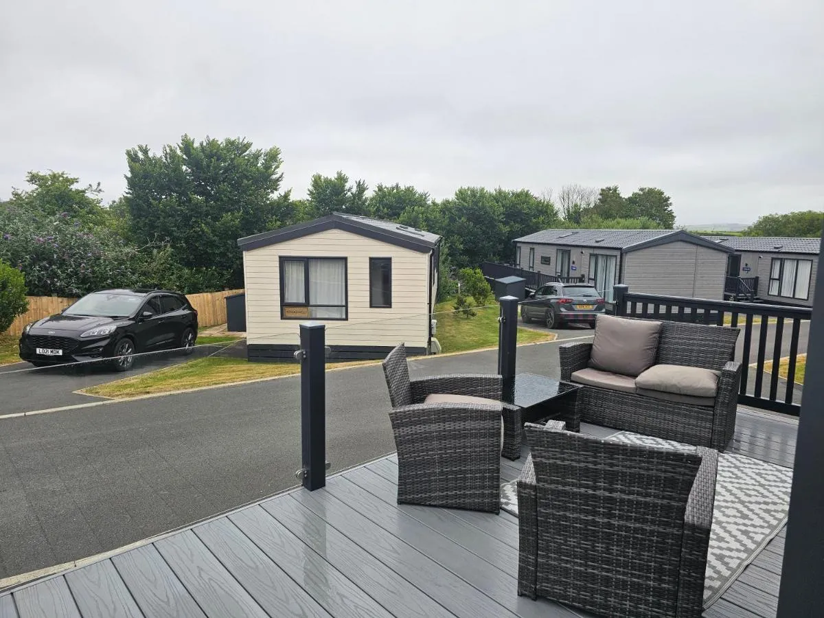 Image 5 of Mawgan Pads Padstow