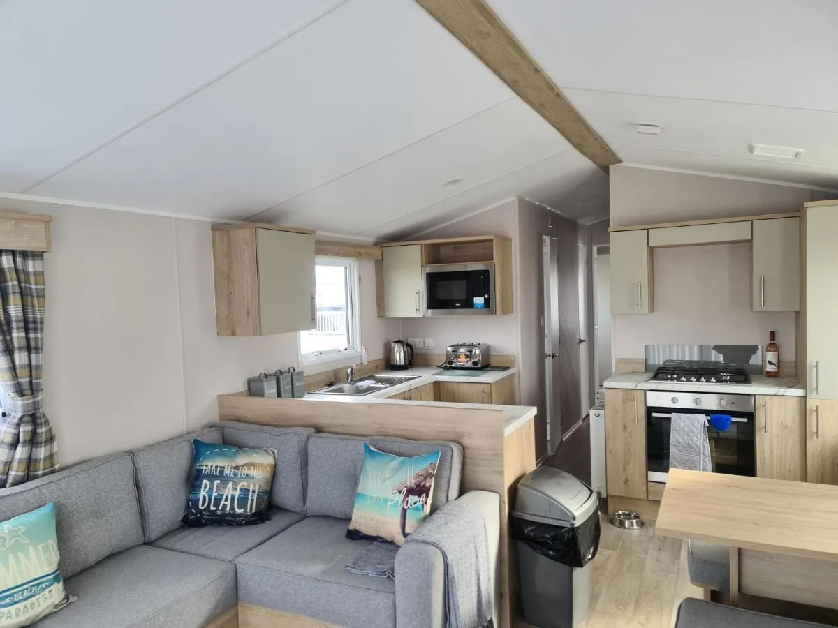 Image 4 of Mawgan Pads Perranporth