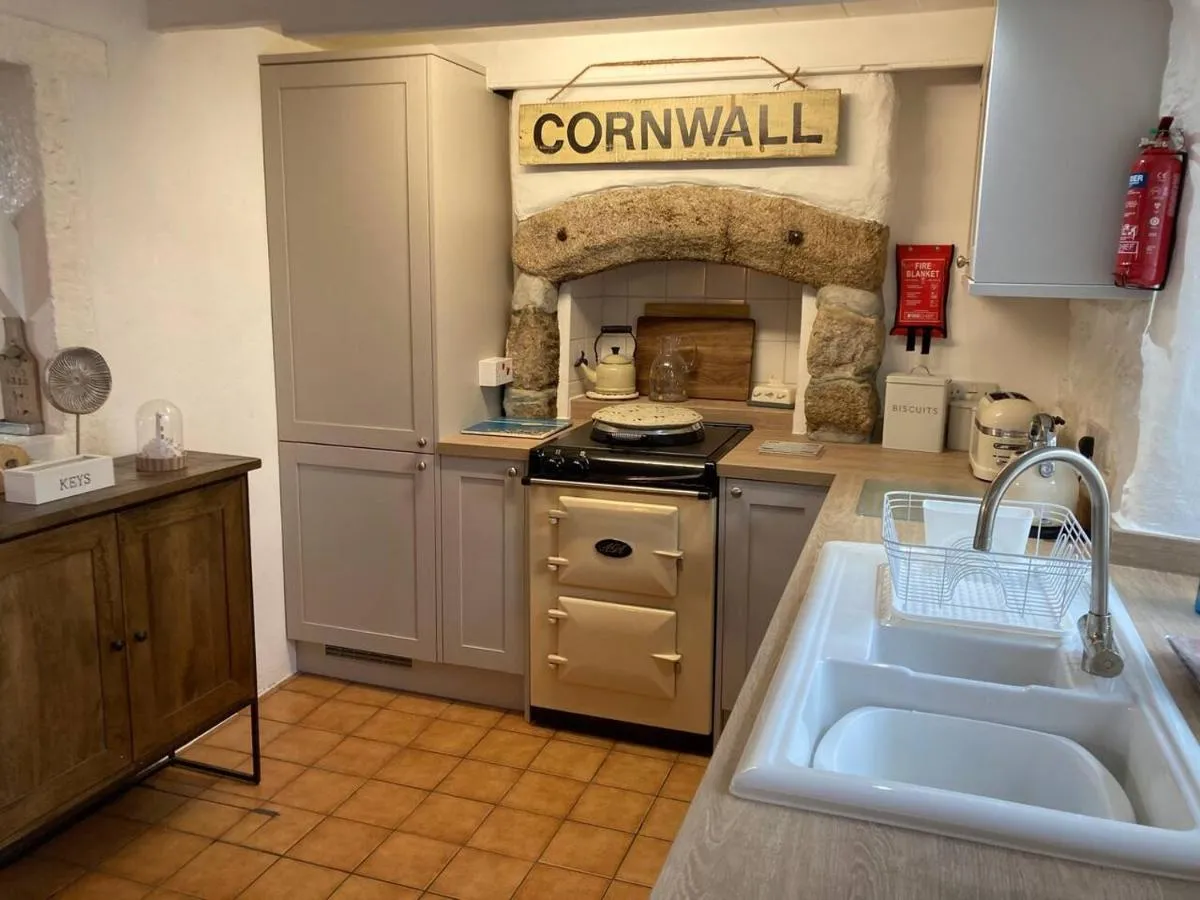 Image 2 of Mulberry Cottage