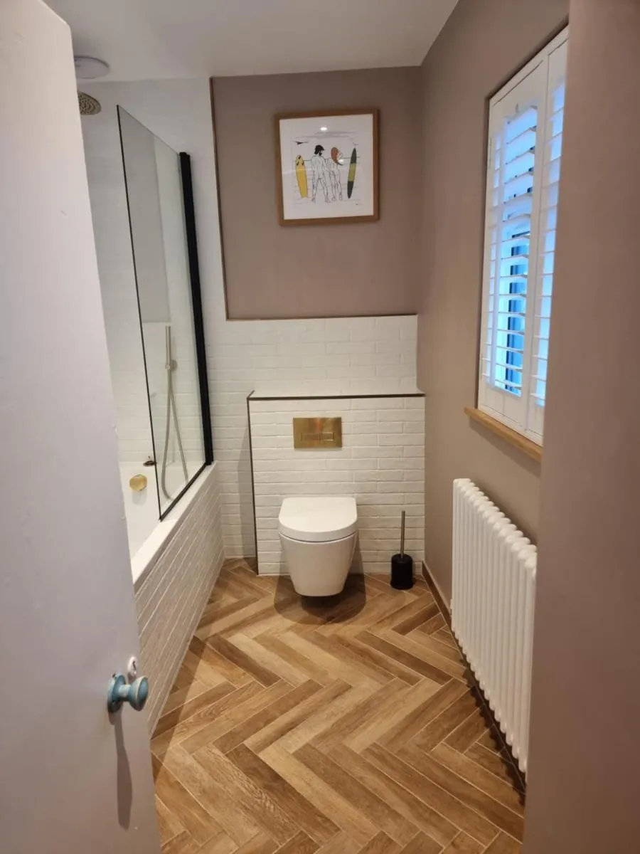 Image 2 of Neet Retreat – sleeps 7 next to beach