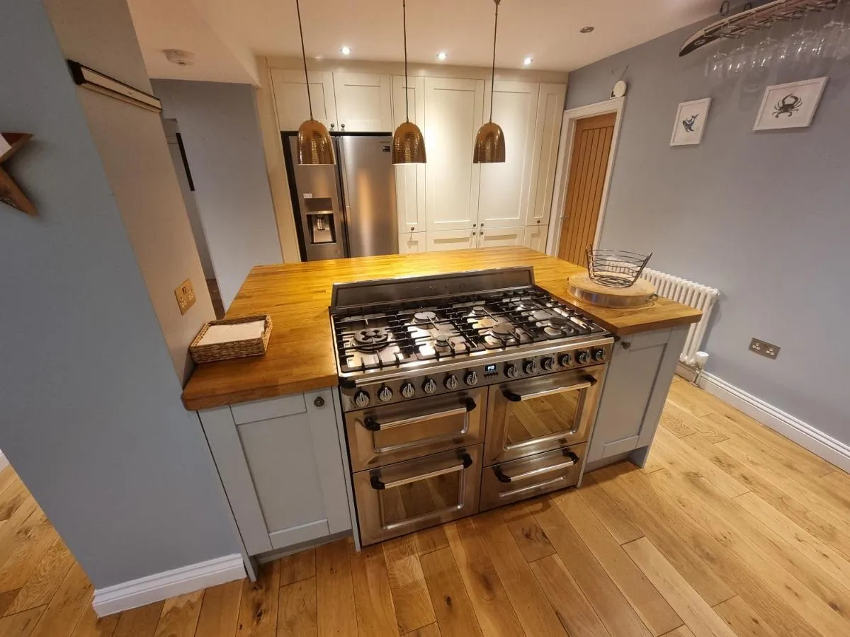 Image 3 of Neet Retreat – sleeps 7 next to beach