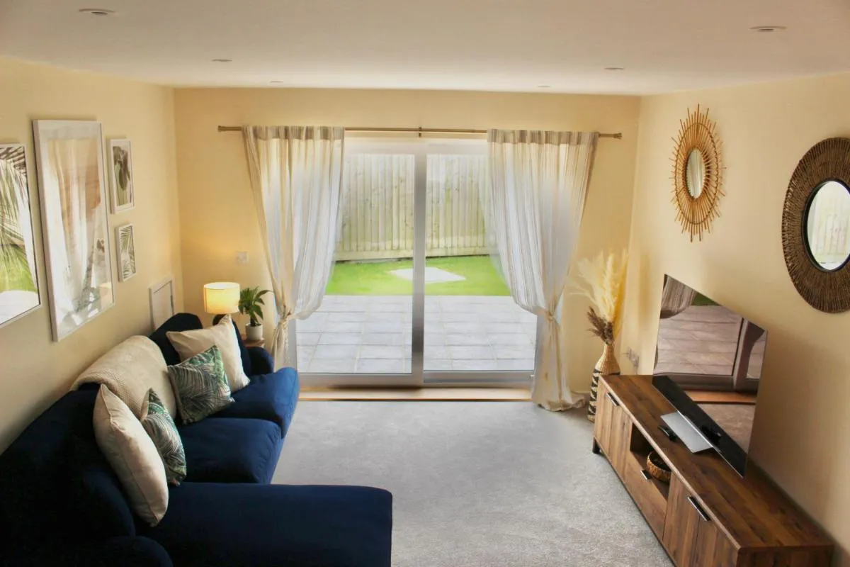 Image 4 of No 1 The Paddock – Spacious holiday home with a hot tub