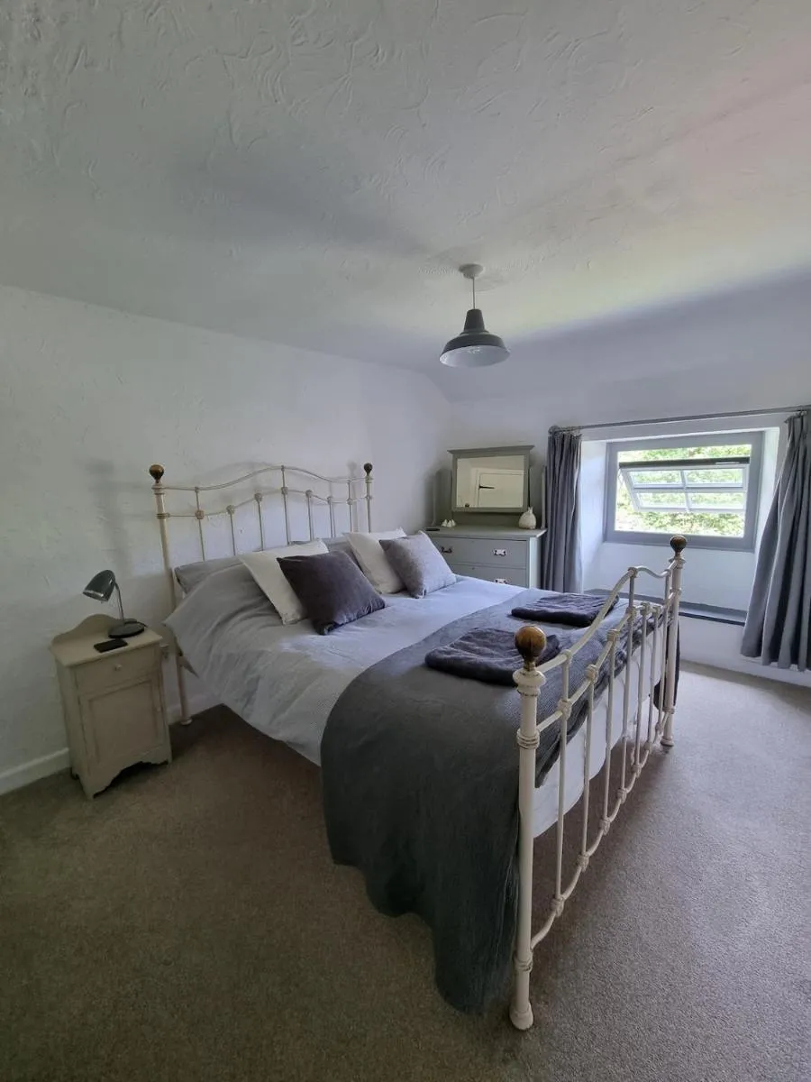 Image 4 of North Cornwall character cottage, sleeps 5, close to coast