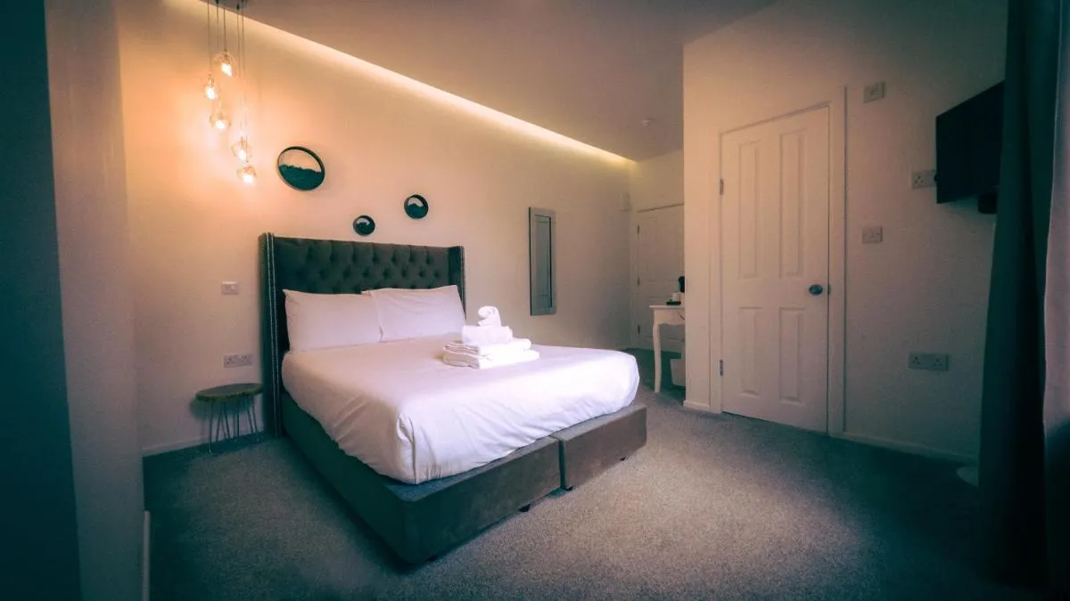 Image 2 of OYO Newquay Beach Hotel