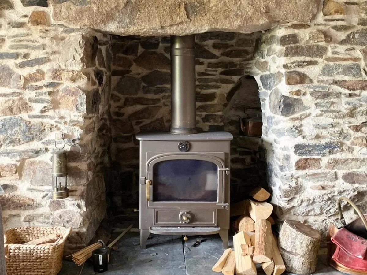 Image 5 of Old Miners Cottage