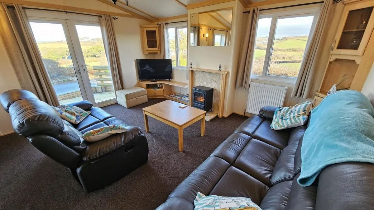 Image 4 of Penmor