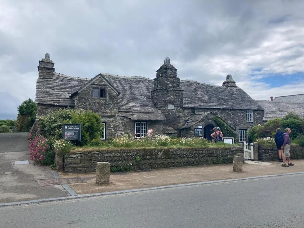 Image 5 of Picture perfect cottage in rural Tintagel