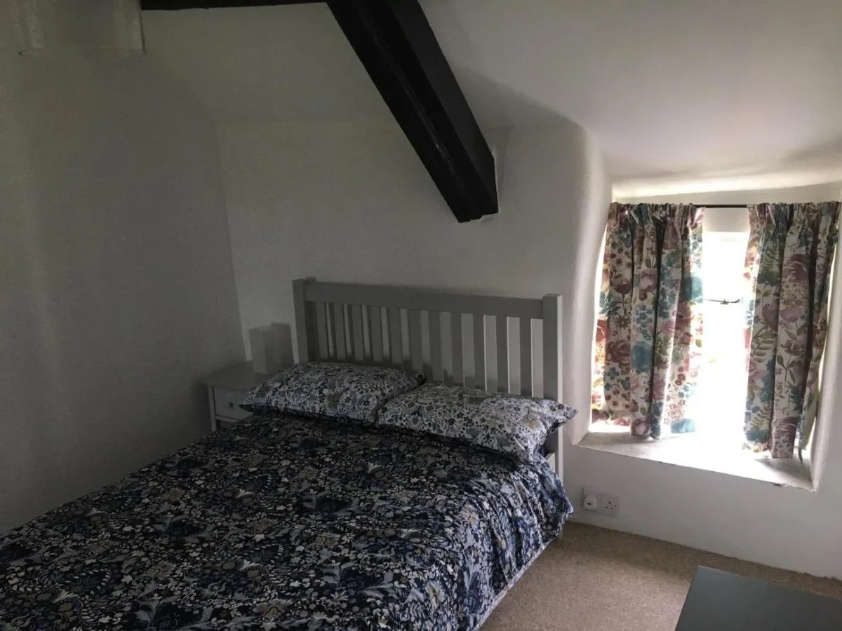Image 6 of Picture perfect cottage in rural Tintagel
