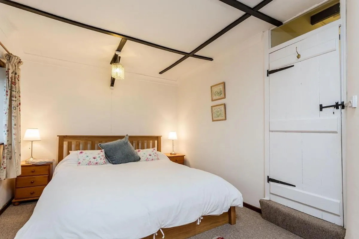 Image 1 of Primrose Cottage