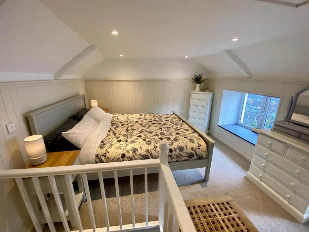 Image of Robin Cottage One Bedroom Cottage near Perranporth beach with Parking & Wifi – Robin Cottage