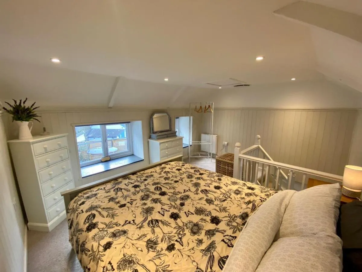 Image 1 of Robin Cottage One Bedroom Cottage near Perranporth beach with Parking & Wifi – Robin Cottage